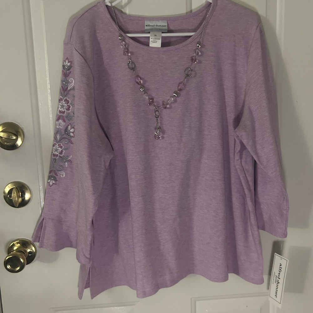 Alfred Dunner Lavender Embroidered Top